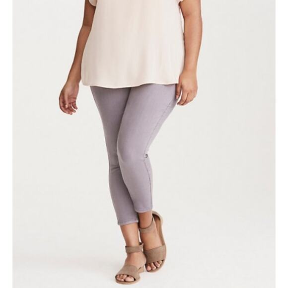 Torrid High Rise Ultra Skinny Crop Lavender Washed Jeans Size 20 - Picture 3 of 12